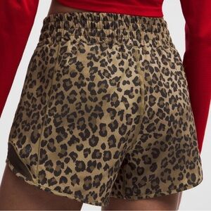 Lululemon Hotty Hot High-Rise Lined Short 4" Leopard Print Size 4 6 8 10 12 14